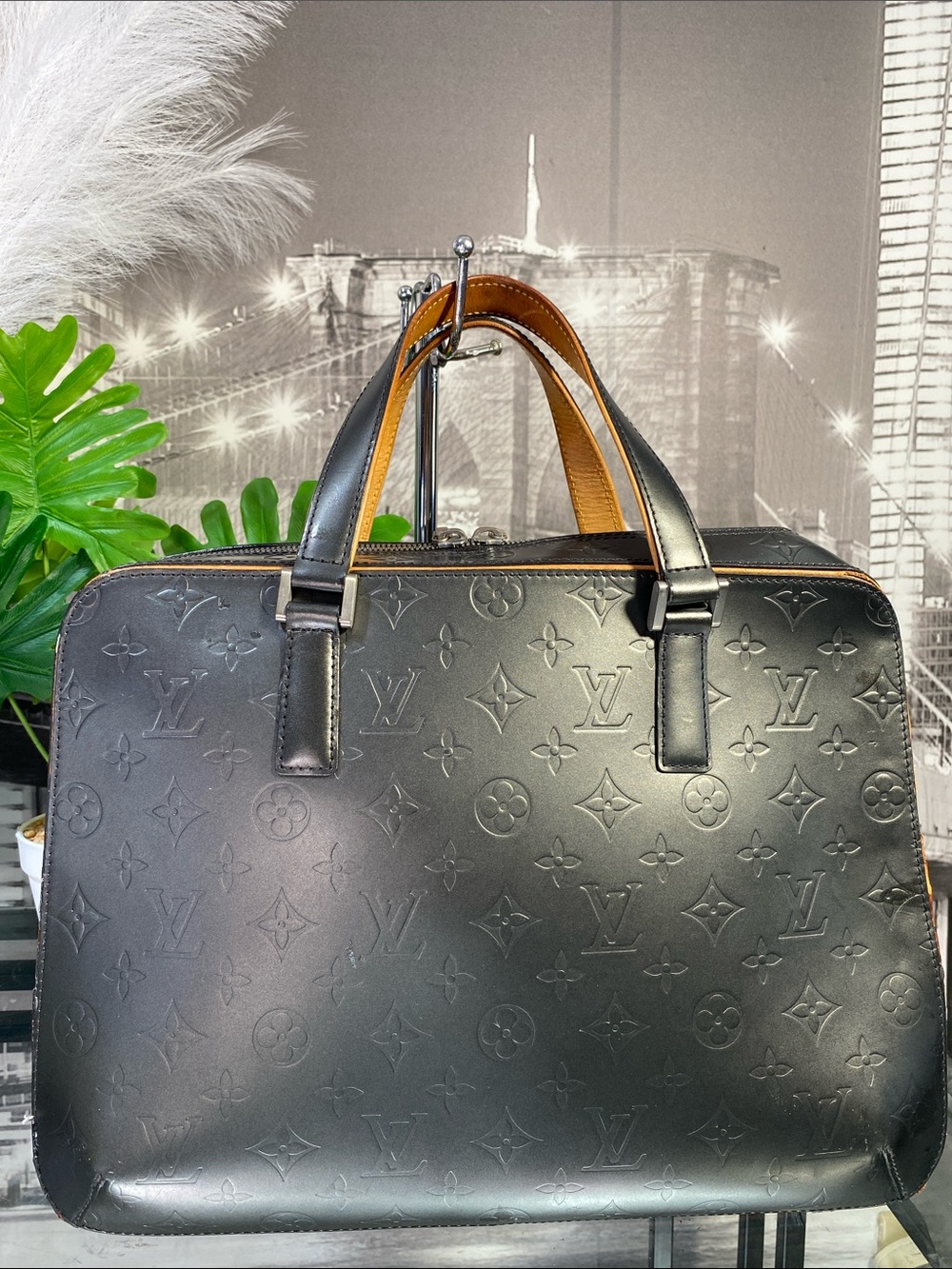 Authentic Louis Vuitton Monogram Matte Malden Business Briefcase Bag - Picture 5 of 17
